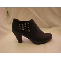 S Oliver ladies designer boots. Image